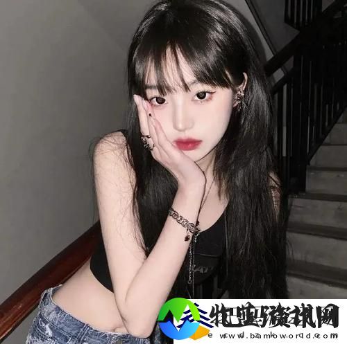 从细节中看母爱！母亲开始慢迎迎合小心孩子，网友：这背后隐藏着深刻的教育意义！