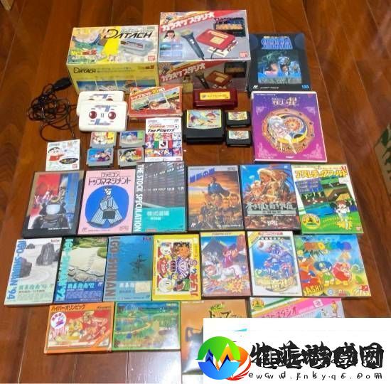 1052盒FC游戏卡带震撼拍卖！差一盒即可全收集