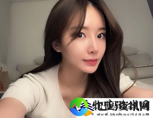爆❌喷水❌洗澡动漫：热血与幽默交织的奇妙世界，带你领略独特的视听盛宴